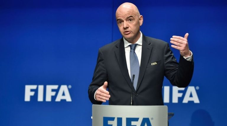 “Revolucion” në futboll: FIFA hap derën që ndeshjet e kampionatit të luhen jashtë Europës