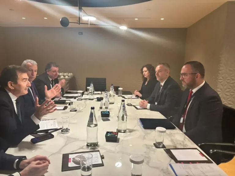 Toshkovski-Chrisochoidis: RMV dhe Greqia të gatshëm për forcimin e luftës kundër krimit të organizuar, trafikut të drogës dhe migracionit ilegal